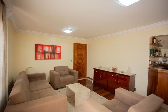 Apartamento à venda com 4 quartos, 150m² em Jardim das Laranjeiras, São Paulo