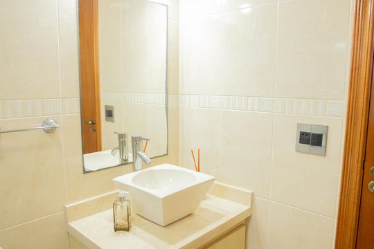 Banheiro de apartamento à venda com 4 quartos, 150m² em Jardim das Laranjeiras, São Paulo