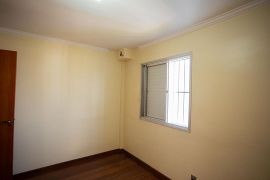 Quarto 1 de apartamento à venda com 4 quartos, 150m² em Jardim das Laranjeiras, São Paulo