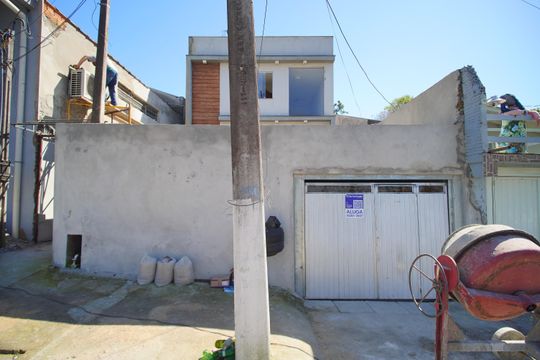 Fachada de casa para alugar com 4 quartos, 200m² em Jardim America, São Leopoldo