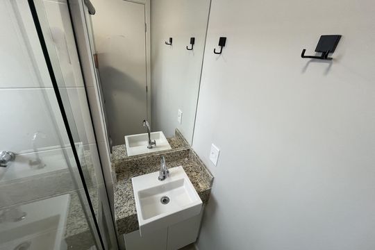 Banheiro da Suíte de apartamento à venda com 1 quarto, 27m² em Jardim São Paulo, São Paulo