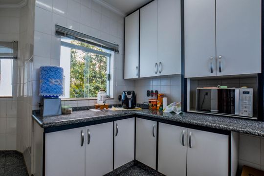 Cozinha de casa para alugar com 4 quartos, 401m² em Vila Cecilia Maria, Santo André