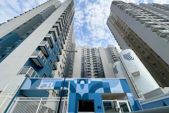 Fachada de apartamento à venda com 2 quartos, 44m² em Santo Cristo, Rio de Janeiro