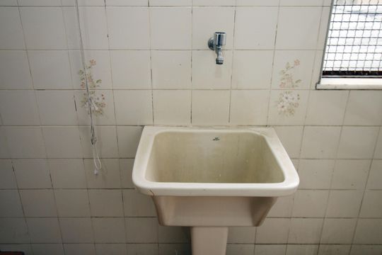 Área de Serviço tanque de apartamento à venda com 2 quartos, 68m² em Olaria, Rio de Janeiro