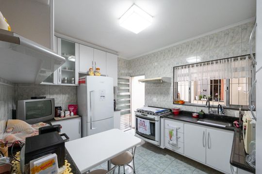Cozinha de casa à venda com 2 quartos, 100m² em Vila do Bosque, São Paulo