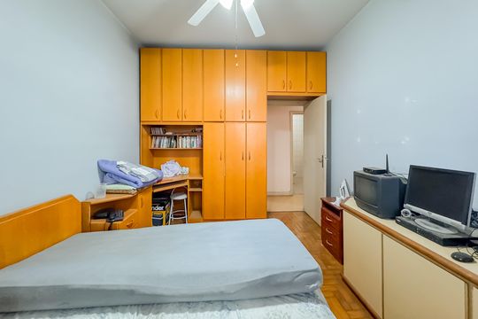 Quarto 1 de apartamento à venda com 2 quartos, 109m² em Vila Monumento, São Paulo