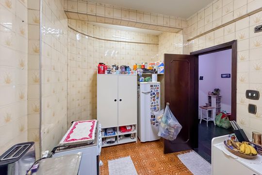 Cozinha de apartamento à venda com 2 quartos, 109m² em Vila Monumento, São Paulo