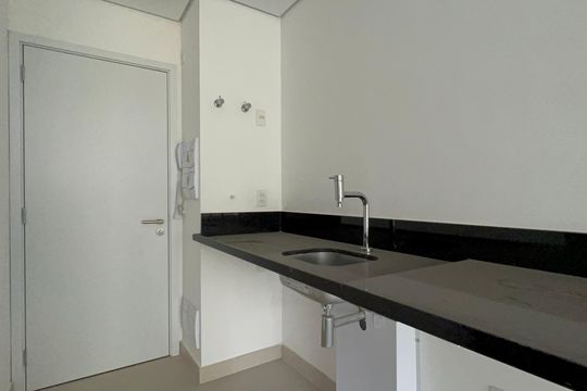 Cozinha de kitnet/studio à venda com 1 quarto, 31m² em Sumarezinho, São Paulo