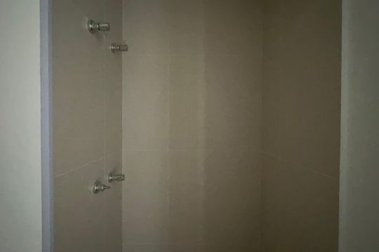 Banheiro de kitnet/studio à venda com 1 quarto, 31m² em Sumarezinho, São Paulo