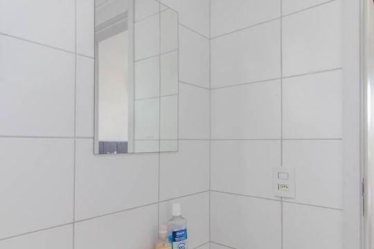 Banheiro da Suíte de apartamento à venda com 3 quartos, 71m² em Cavalhada, Porto Alegre