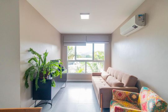 Sala de apartamento à venda com 3 quartos, 71m² em Cavalhada, Porto Alegre