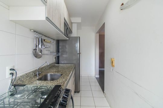 Cozinha de apartamento à venda com 3 quartos, 71m² em Cavalhada, Porto Alegre