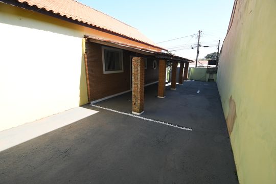 Garagem de casa à venda com 3 quartos, 220m² em Jardim Chapadão, Campinas