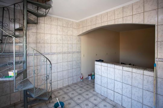 Cozinha de casa para alugar com 3 quartos, 105m² em Taboão, Diadema