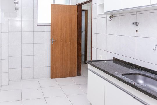 Cozinha  de apartamento para alugar com 4 quartos, 120m² em Caminho das Árvores, Salvador