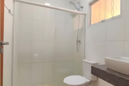 Banheiro de casa para alugar com 2 quartos, 91m² em São Salvador, Belo Horizonte