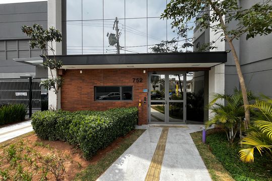 Fachada de apartamento à venda com 3 quartos, 93m² em Parada Inglesa, São Paulo