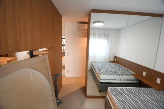 Quarto de apartamento à venda com 1 quarto, 55m² em Nova Campinas, Campinas