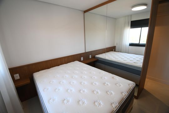 Quarto de apartamento à venda com 1 quarto, 50m² em Nova Campinas, Campinas