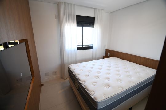 Quarto de apartamento à venda com 1 quarto, 50m² em Nova Campinas, Campinas