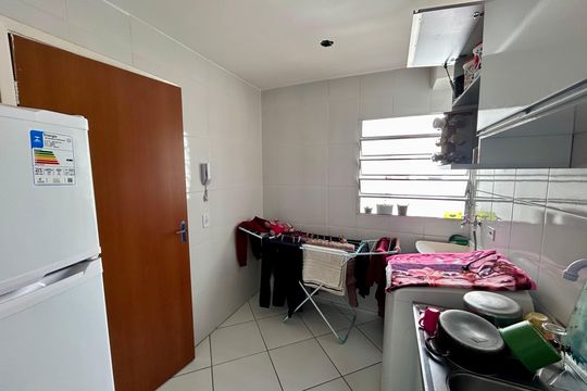 Cozinha e Área de Serviço de apartamento à venda com 2 quartos, 44m² em Jardim São Luis, Guarulhos