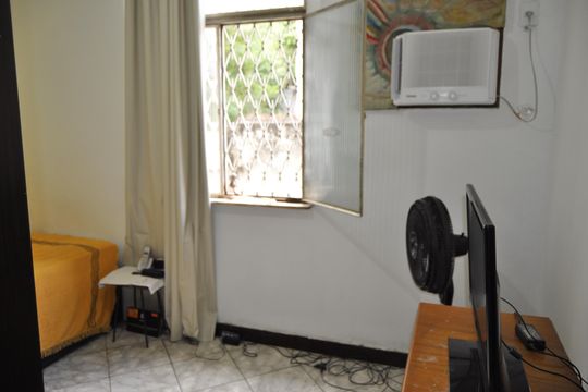 Quarto 1 de casa à venda com 3 quartos, 152m² em Sampaio, Rio de Janeiro