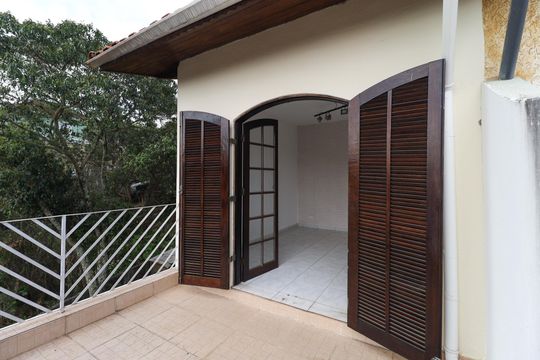 Varanda do Quarto 1 de casa para alugar com 4 quartos, 225m² em Vila Irmaos Arnoni, São Paulo