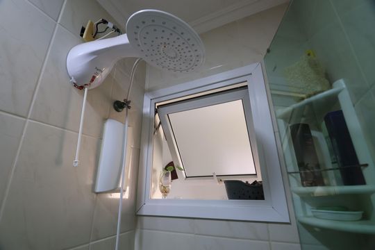 Banheiro de apartamento à venda com 2 quartos, 53m² em Nossa Senhora das Gracas, Canoas