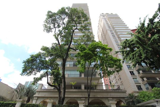 Fachada do Prédio de apartamento à venda com 3 quartos, 450m² em Itaim Bibi, São Paulo