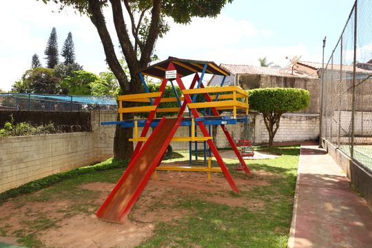 Área comum - Playground de apartamento para alugar com 3 quartos, 54m² em Vila Carmosina, São Paulo