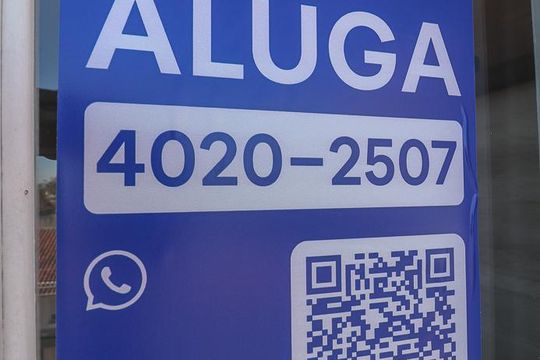 Plaquinha de apartamento para alugar com 2 quartos, 63m² em São João, Porto Alegre