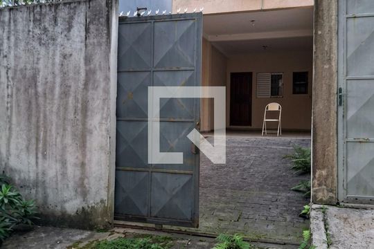 Casa à venda com 3 quartos, 254m² em Paraíso do Morumbi, São Paulo