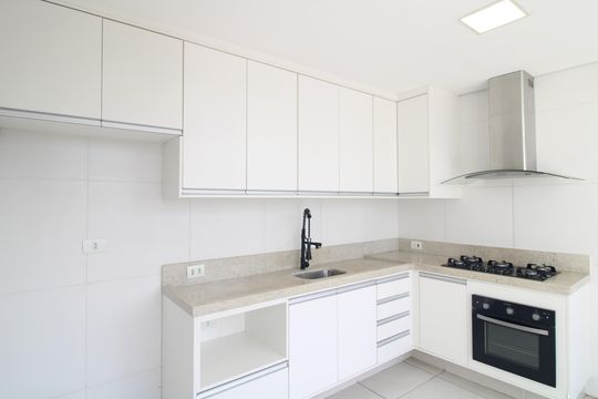Cozinha de casa para alugar com 4 quartos, 240m² em Interlagos, São Paulo