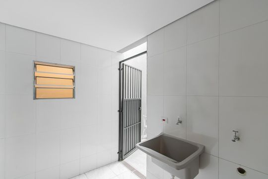 Área de Serviço de casa para alugar com 1 quarto, 40m² em Jardim Danfer, São Paulo