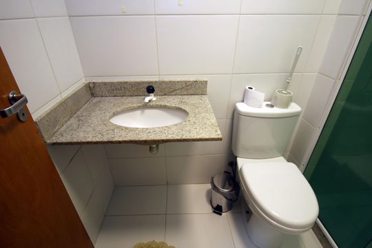 Banheiro da Suíte 3 de apartamento à venda com 3 quartos, 65m² em Penha, Rio de Janeiro