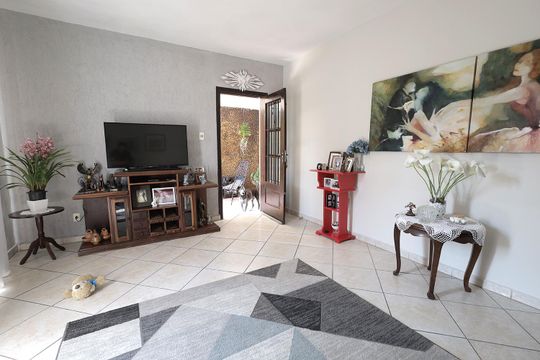 Casa à venda com 5 quartos, 350m² em Vila Curuçá, Santo André