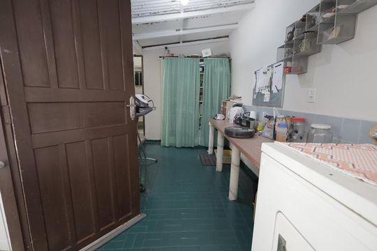 Área de Serviço de casa à venda com 5 quartos, 350m² em Vila Curuçá, Santo André
