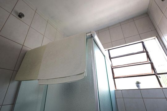 Banheiro 1 de casa à venda com 5 quartos, 350m² em Vila Curuçá, Santo André