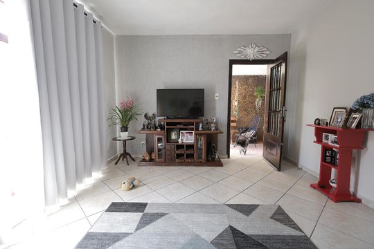 Sala de casa à venda com 5 quartos, 350m² em Vila Curuçá, Santo André