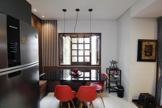 Cozinha de casa à venda com 4 quartos, 340m² em Vila Ipiranga, Porto Alegre