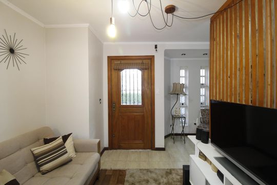 Sala 3 de casa à venda com 4 quartos, 340m² em Vila Ipiranga, Porto Alegre