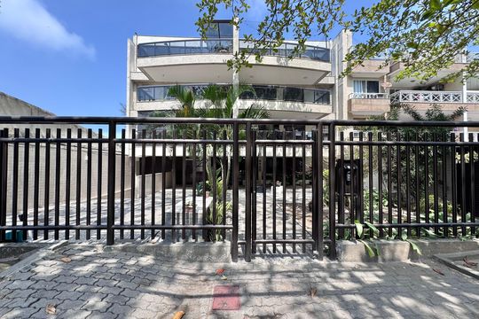Fachada de apartamento à venda com 3 quartos, 177m² em Recreio dos Bandeirantes, Rio de Janeiro