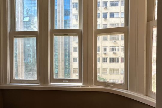 Quarto  de apartamento para alugar com 3 quartos, 150m² em Copacabana, Rio de Janeiro
