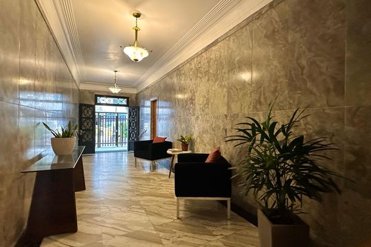 Entrada de apartamento para alugar com 3 quartos, 150m² em Copacabana, Rio de Janeiro