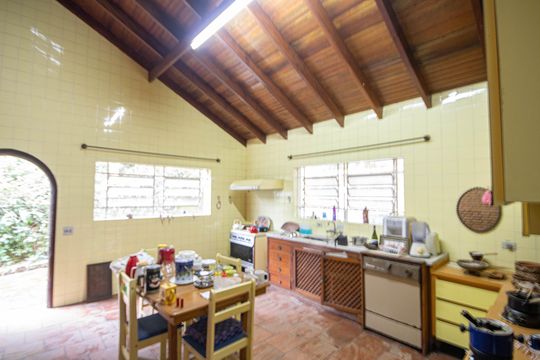 Cozinha de casa de condomínio para alugar com 3 quartos, 438m² em Jardim Ibiratiba, São Paulo