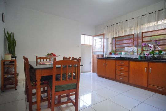 Cozinha de casa à venda com 4 quartos, 184m² em Rincão, Novo Hamburgo
