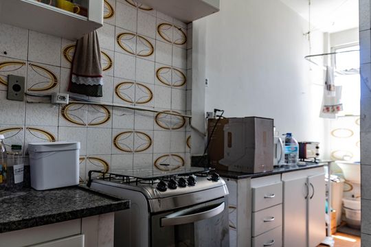Cozinha de apartamento à venda com 2 quartos, 62m² em Calafate, Belo Horizonte