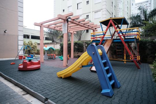 Área comum de apartamento para alugar com 2 quartos, 48m² em Jardim Santa Teresinha, São Paulo