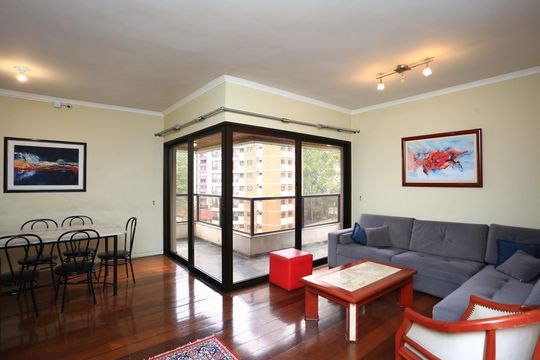 Apartamento para alugar com 3 quartos, 205m² em Vila Andrade, São Paulo