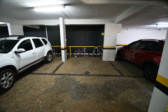 Garagem de apartamento para alugar com 3 quartos, 97m² em Bosque, Campinas